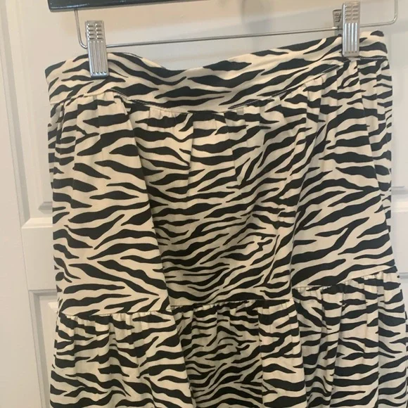 Nikki Chasin Zebra Skirt - Large - Picture 5 of 6